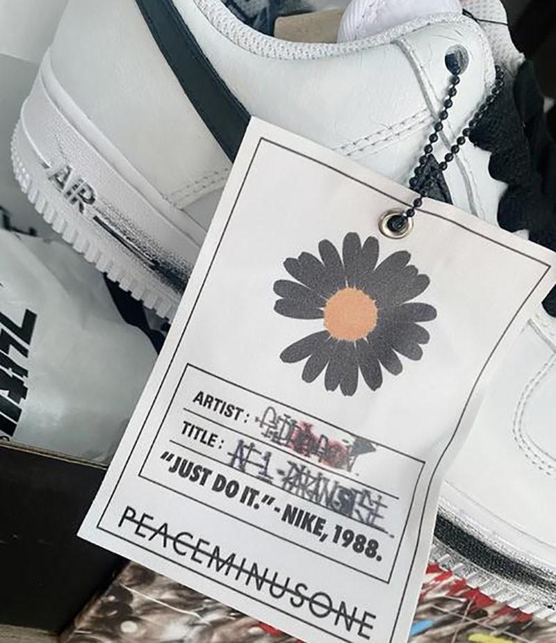 Giày air force 1 hoa cúc màu trắng