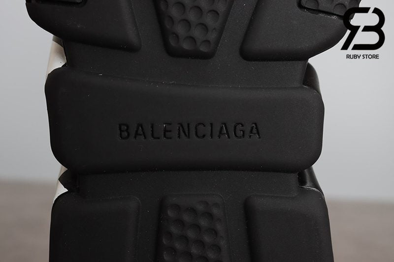 Giày Balenciaga Speed Graffiti Đế Đen Chữ Trắng Siêu Cấp