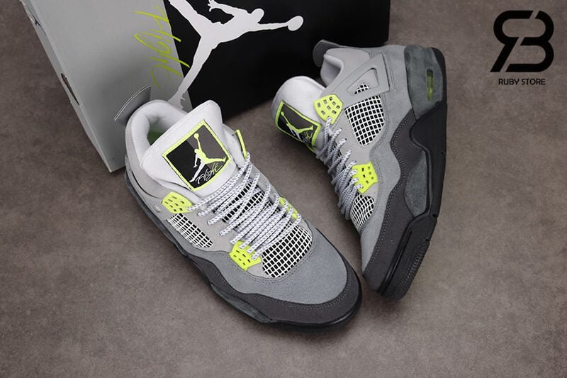 Giày Nike Air Jordan 4 Retro SE Neon Siêu Cấp