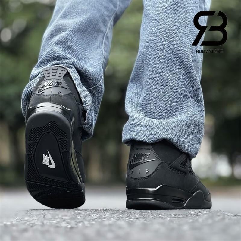 Air Jordan 4 Black Cat