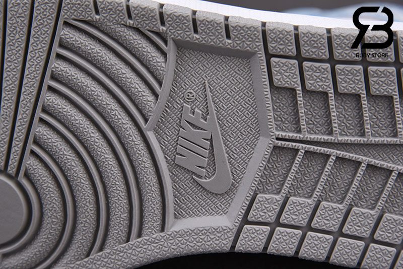 Giày Nike Air Jordan 1 Retro High OG Hyper Royal Siêu Cấp
