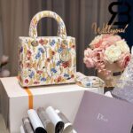 Túi Medium Dior D-Lite Hoa Vàng 24cm Best Quality 99% Auth
