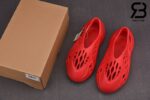 Giày adidas Yeezy Foam RNNR Vermillion Tía Đỏ Siêu Cấp