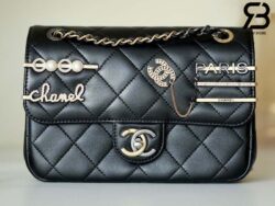 Túi Chanel Pearls Charms Small Flap Bag AS2979 Màu Đen Siêu Cấp