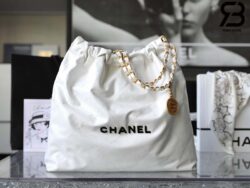 Túi Chanel 22 Shopping Bag White Trắng Logo Đen Da Bê Best Quality 38 CM