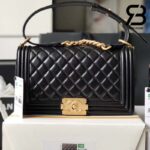 Túi Chanel Boy Medium Black Da Caviar Khóa Vàng Best Quality