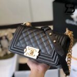 Túi Chanel Boy Small Black Da Caviar Khóa Vàng Best Quality