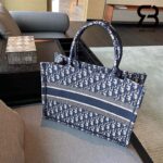 Túi Dior Book Tote Xanh Dương 36cm Best Quality