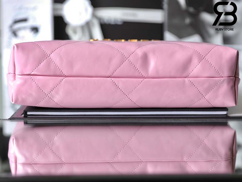 Túi Chanel 22 Small Handbag Pink Gold Hồng Logo Vàng Da Bê 34CM Best Quality