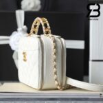 Túi Chanel 22SS Vanity Case White Trắng Khóa Vàng Da Caviar 19CM Best Quality