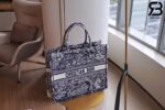 Túi Large Dior Book Tote Tiger Blue Reverse Xanh Dương 42cm Best Quality