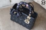 Túi Medium Lady Dior Bag Màu Đen Khóa Vàng 24CM Best Quality