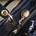 Túi Medium Lady Dior Bag Màu Đen Khóa Vàng 24CM Best Quality