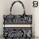 Túi Small Dior Book Tote Blue Tiger Reverse Tranh Thêu 26cm Best Quality