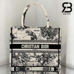 Túi Small Dior Book Tote Latte Zodiac Tranh thêu 26cm Best Quality