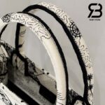 Túi Small Dior Book Tote Latte Zodiac Tranh thêu 26cm Best Quality