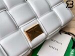Túi Bottega Veneta Padded Cassette Chalk White Trắng Da Cừu 26CM Best Quality