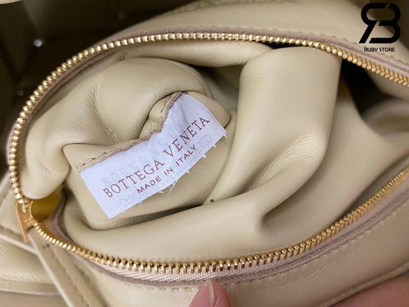 Bottega Veneta Cabat Woven Handbag Bag Limited Edition Silver Leather