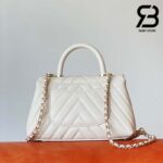 Túi Chanel Coco Handle Chevron Small White Trắng Da Caviar Lót Vải Vải 24CM Best Quality