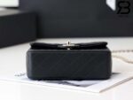 Túi Chanel Mini Flap Bag With Top Handle Lion Charm Black Đen Da Cừu 20CM Best Quality