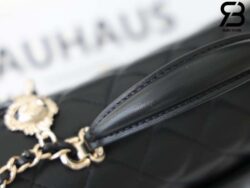 Túi Chanel Mini Flap Bag With Top Handle Lion Charm Black Đen Da Cừu 20CM Best Quality