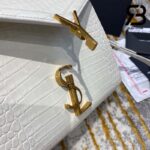 Túi YSL Cassandra Top Handle Bag Crocodile White Gold Trắng Khóa Vàng 20CM Best Quality