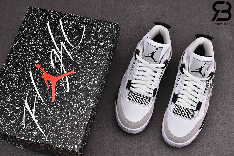 Giày Nike Air Jordan 4 Retro Military Black Siêu Cấp