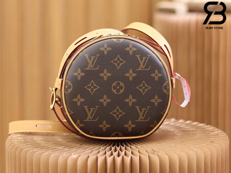 Louis Vuitton Black Monogram Empreinte Boite Chapeau Souple MM Gold  Hardware 2022 Available For Immediate Sale At Sothebys