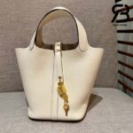 Túi Hermes Picotin 18 Trắng Kem Craie Taurillon Clemence Khóa Vàng Khâu Tay Best Quality
