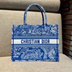 Túi Medium Fluorescent Xanh Tiger Toile De Jouy Reverse Tranh Thêu 36CM Best Quality