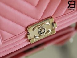 Túi Chanel Boy Small Màu Hồng Chevron Da Caviar Khóa Vàng Best Quality