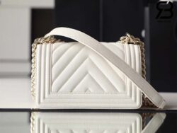 Túi Chanel Boy Small Màu Trắng Chevron Da Caviar Khóa Vàng Best Quality