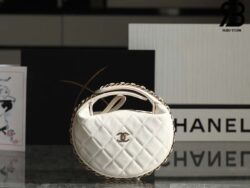 Túi Chanel 23C Mini Pouch Trắng Lamskin LGHW 16CM Best Quality