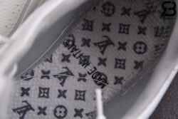 Giày Louis Vuitton LV Trainer White Signature Siêu Cấp