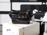 Túi Chanel Gabrielle Small Hobo Bag Màu Đen Calfskin Logo Handle Strap 20CM Best Quality