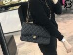 Túi Chanel Classic Large / Jumbo Màu Đen Caviar Khóa Vàng 30CM Best Quality