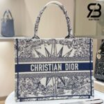 Túi Medium Dior Book Tote White and Blue Rêve D'Infini Embroidery Best Quality