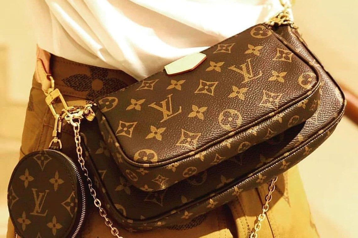 Túi du lịch Louis Vuitton giá chỉ 2856 triệu đồng  Tony Tú Authentic