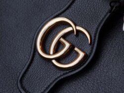 Túi Gucci Aphrodite Medium Shoulder Bag Đen Leather Best Quality