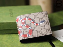 Ví Gucci Kingsnake Print GG Supreme Bi-Fold Wallet Beige Best Quality