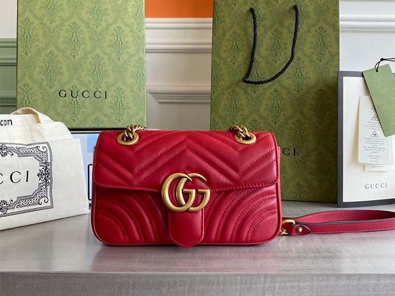 Túi Gucci Marmont size 22cm màu đỏ