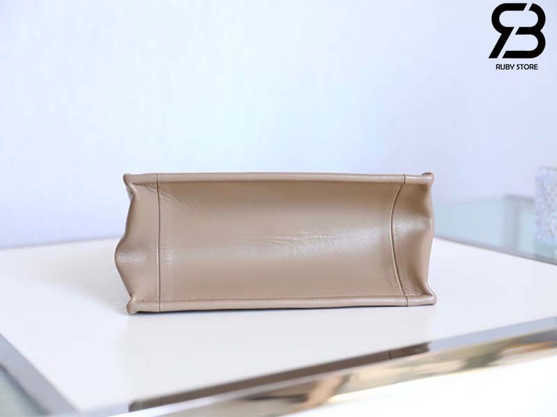 Túi Dior Small Essential Tote Bag Màu Nâu Hazelnut Calfskin Best Quality