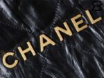 Túi Chanel 22 Medium Handbag Đen Logo Vàng Da Bê GHW 39CM Best Quality