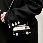 Túi Chanel 24 Cruise Mini Van Minaudiere White Gold Black Best Quality