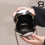 Túi Chanel 23K Runway White Black Plexi Camellia CC Sphere Minaudiere Bag Best Quality