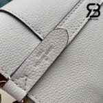 Túi LV Lock and Walk Màu Trắng Quartz Calfskin 20CM Best Quality