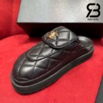 Giày Chanel 23C CC Turn Lock Mule Clog Slipper Black Lambskin Best Quality