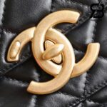 Túi Chanel 24B 22 Mini Flap Bag Vintage CC Logo Đen Bóng Da Cừu 19CM Best Quality