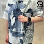 Túi Dior Hit The Road Vertical Pouch In Màu Xám CD Diamond Canvas 11CM Best Quality