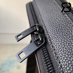Túi LV Aerohram Alpha Wearable Wallet Màu Đen 18.5CM Best Quality